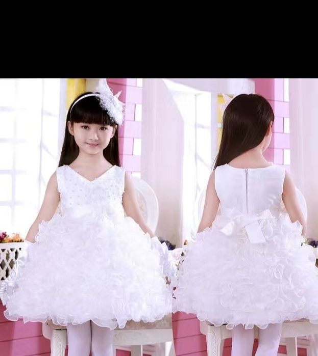 Новая платье на девочку 2-3 года