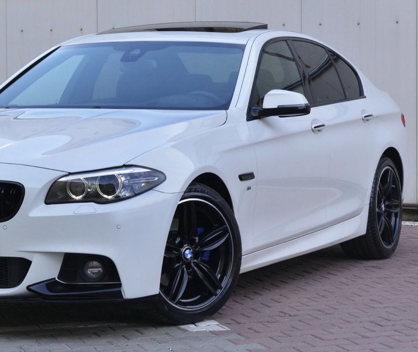 Aripa stanga / dreapta BMW seria 5 f10 / f11 culoare ALB / Negru / Gri / B39 / A90 / B90 / 475 / 668 / 689 / A89 / 416