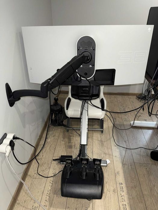 Пълен Sim Racing Rig комплект