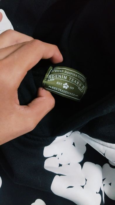Продам худи denim tears