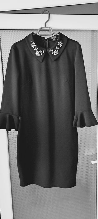Vând rochie neagra