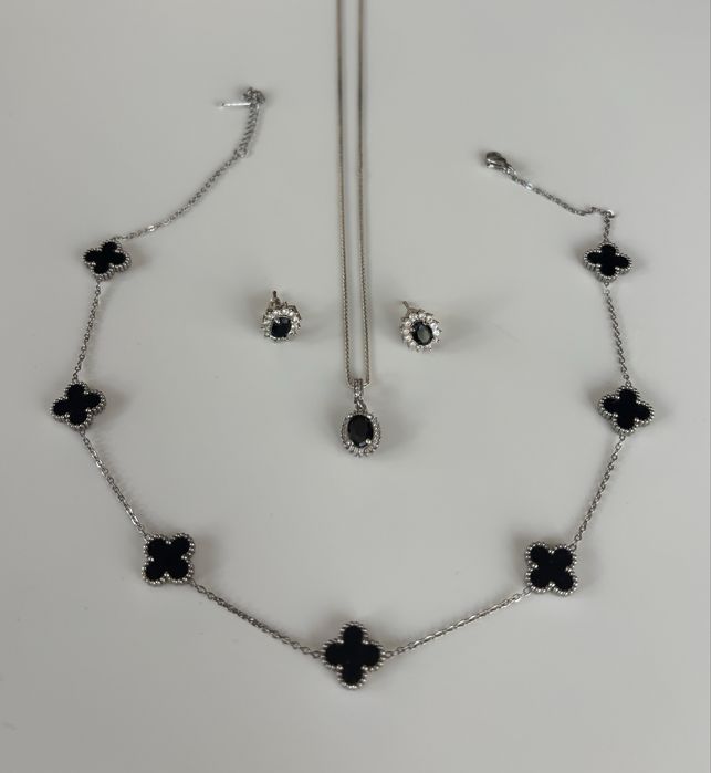 Сребърни бижута.