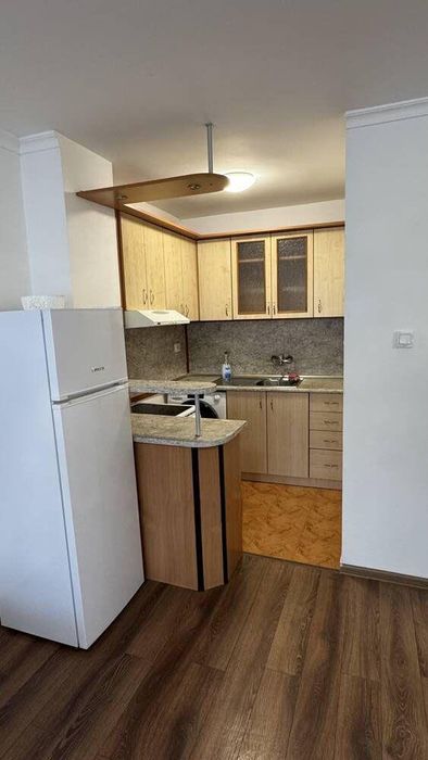 Дава се под наем Тристаен апартамент в Бургас, Лазур - 90 кв.м за 628.32 € - Снимка #2