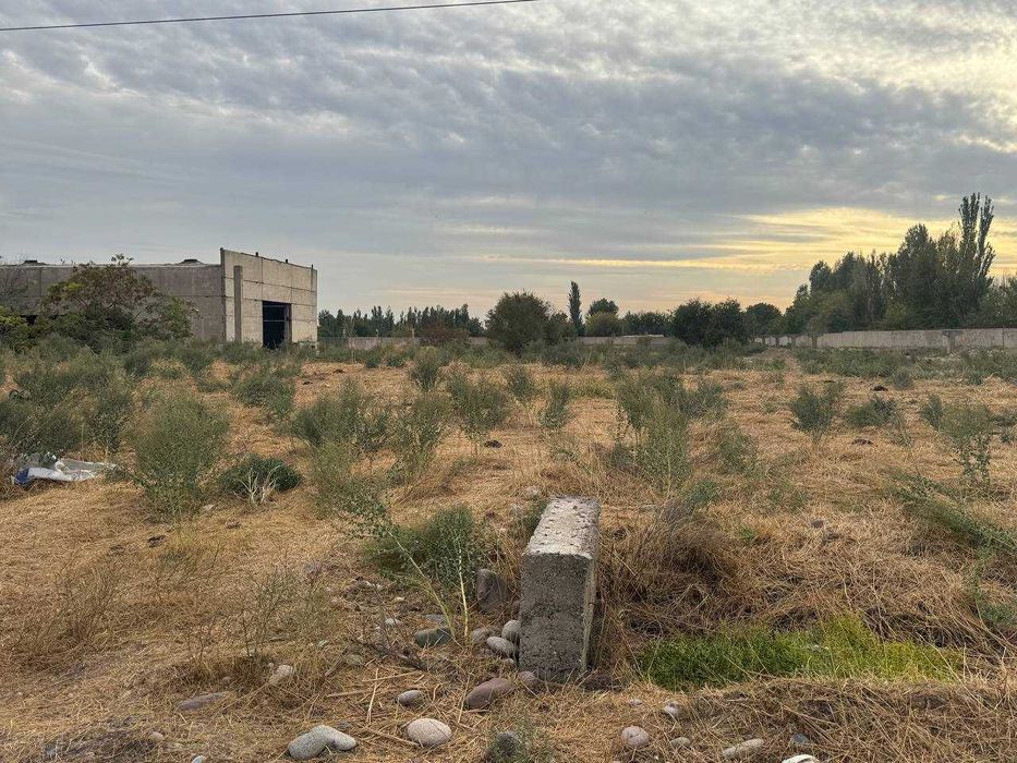 Чирчик город ориентир завод Максам с кадастром 5.1 гектар под ст-во