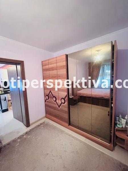 Продава се Тристаен апартамент в Пловдив, Остромила - 120 кв.м за 1634 €/кв.м - Снимка #7