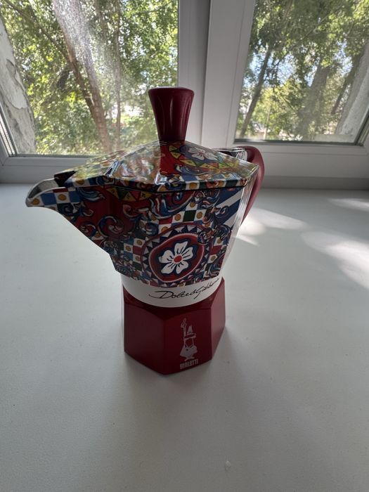 Гейзерная кофеварка Bialetti