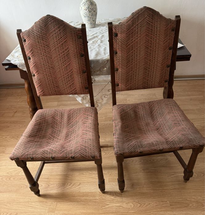 Scaune lemn tip 623, fabricate in Arad