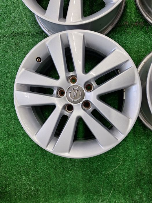 Опел "Мерива"-16цола-5/110-с датчици-оригинални