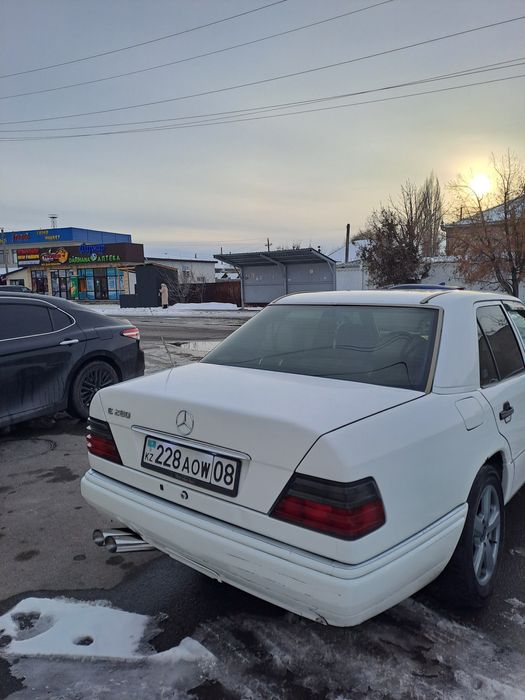 Продам Mercedes-Benz E280