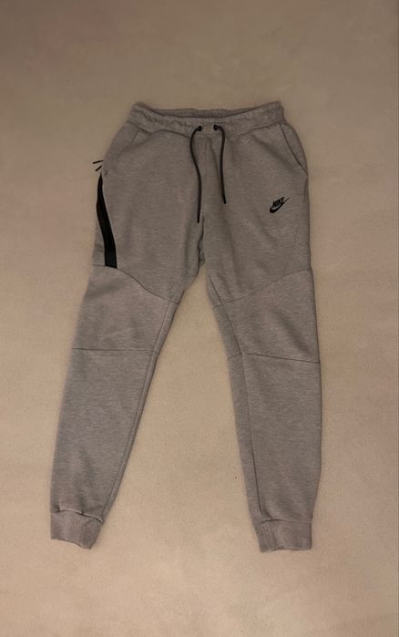 Nike tech fleece