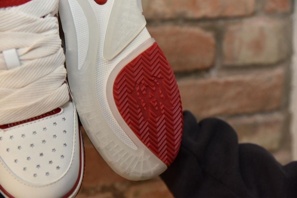 Amiri ma 1 white red