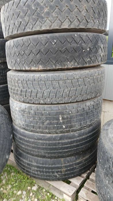 Гуми за Камиони и Ремаркета