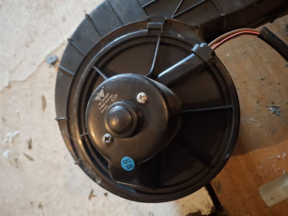 Ауди 80 по запчастям.