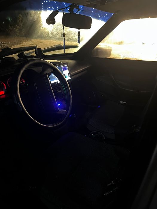 Продам ваз 2114 срочно