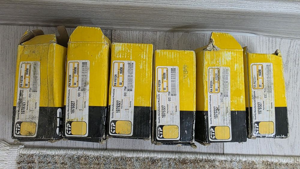 Поршневой палец двигателей CAT C11, C13