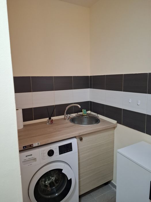 Дава се под наем Едностаен апартамент в София, Абдовица - 35 кв.м за 348.84 € - Снимка #2