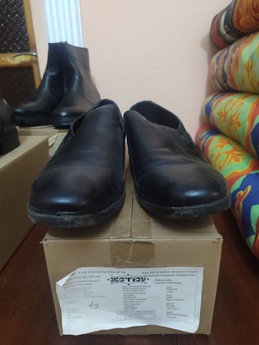 Берцы и мужские туфли