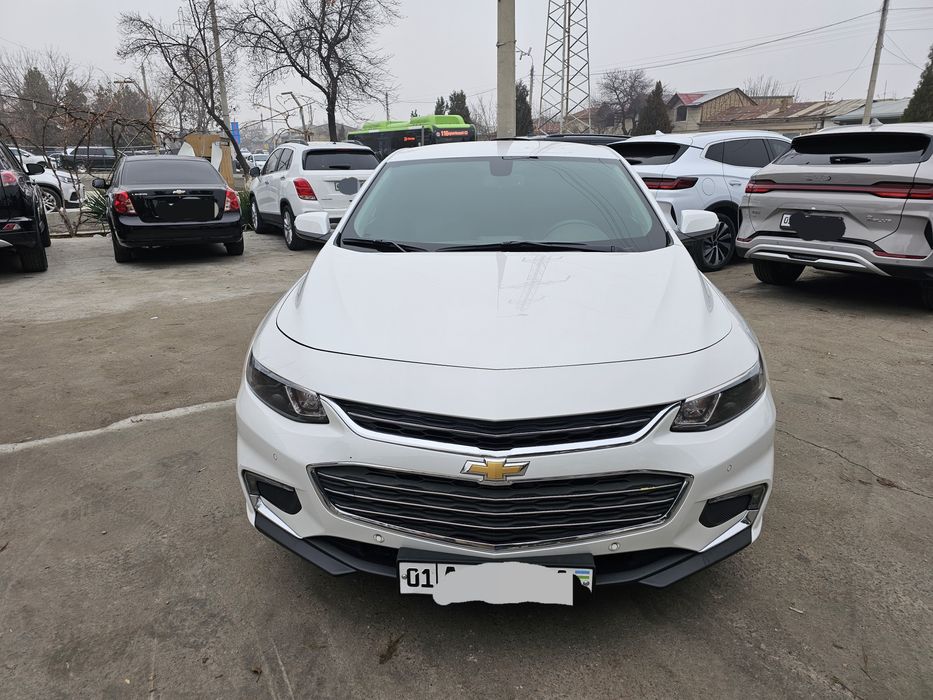 Chevrolet Malibu 2... 2.4L. Yili 2017. Yurgani 152000. Narxi 15300