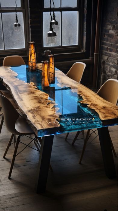 Трапезна маса от естествено дърво