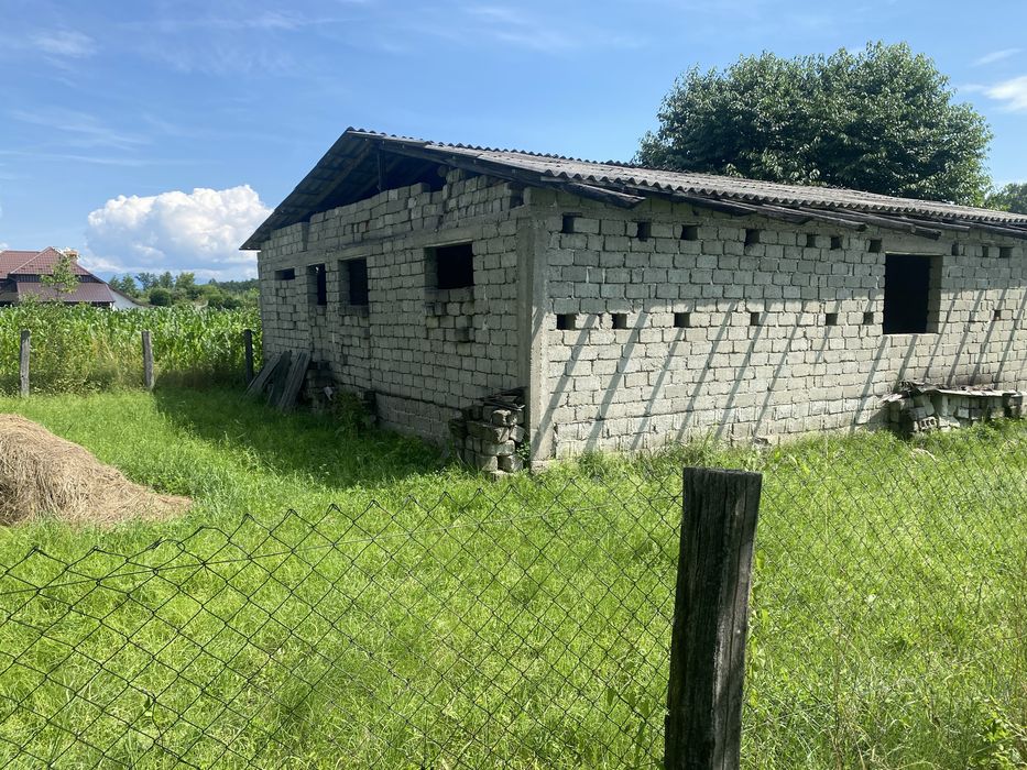 Casa + teren de vanzare , 1000mp