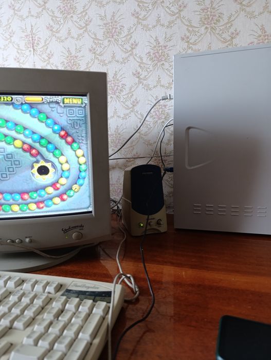 Компьютер LG колонки