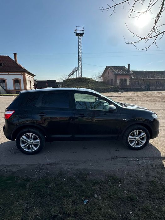 Nissan qashqai 2011 2.0