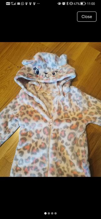 Costumas gros pentru fetite, cu tot cu talpic, marimea 80