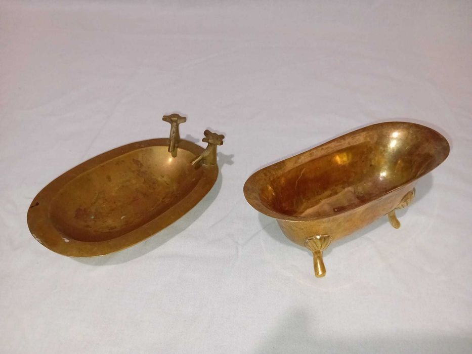 Scrumiere vechi din bronz, miniaturi cadă