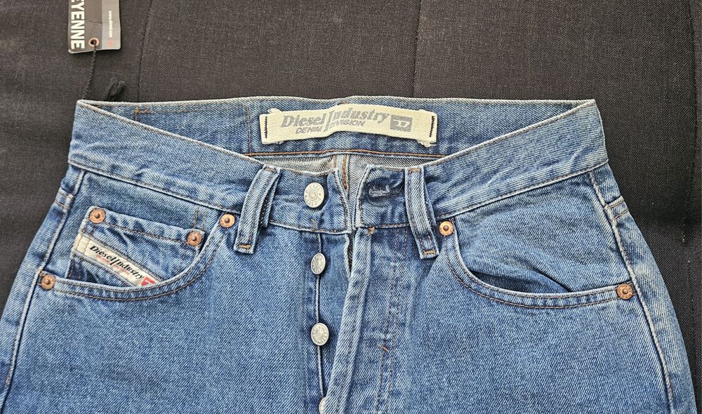 Blugi dama Diesel noi