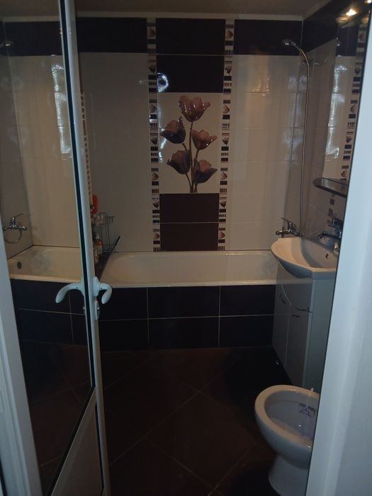 Vand apartament 2 camere