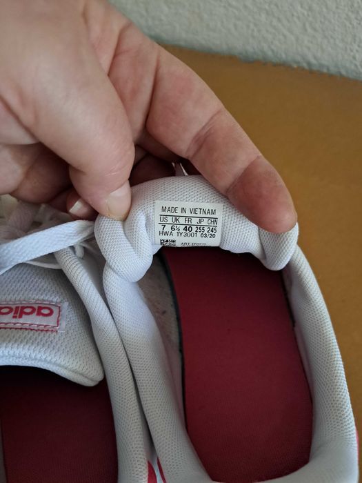 Маратонки Adidas, номер 40