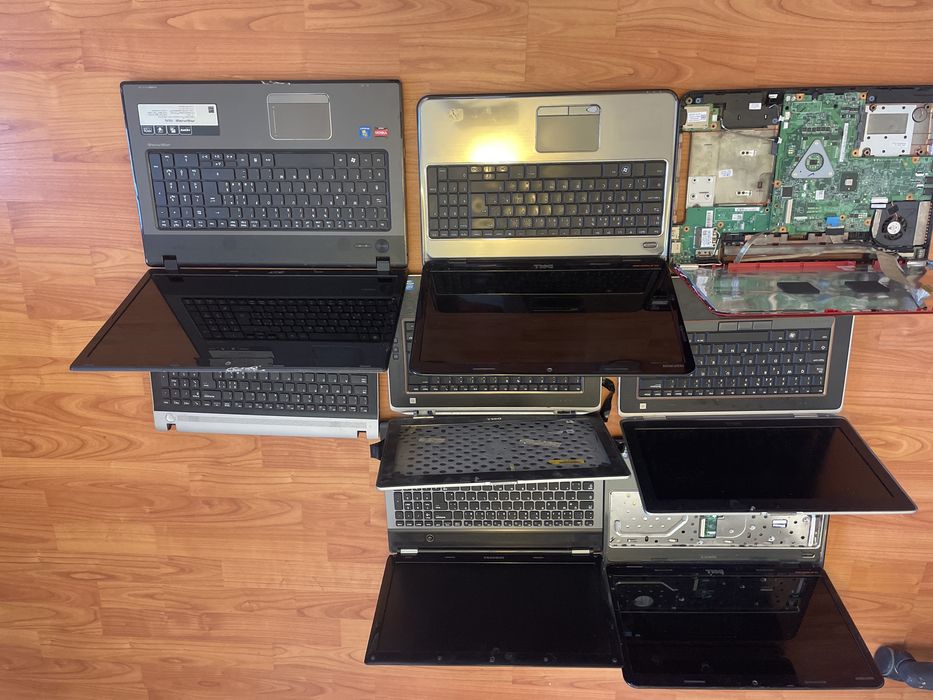 Laptopuri de piese lot
