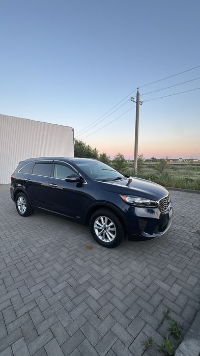 Продам Kia SORENTO