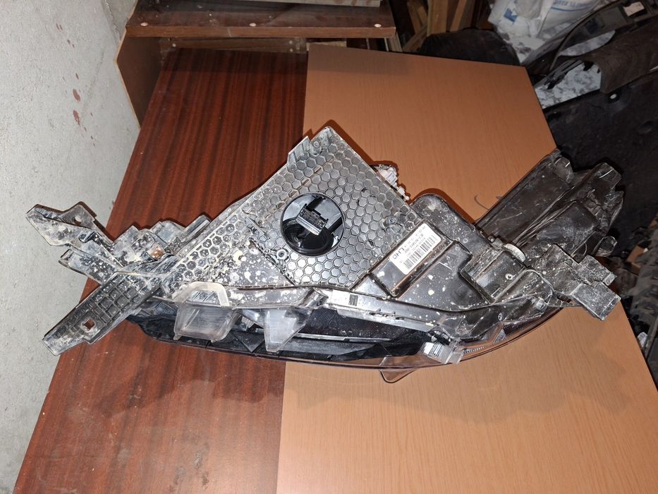 ДЕСЕН ФАР Toyota HIlux 81110-0KX21  2021-2025