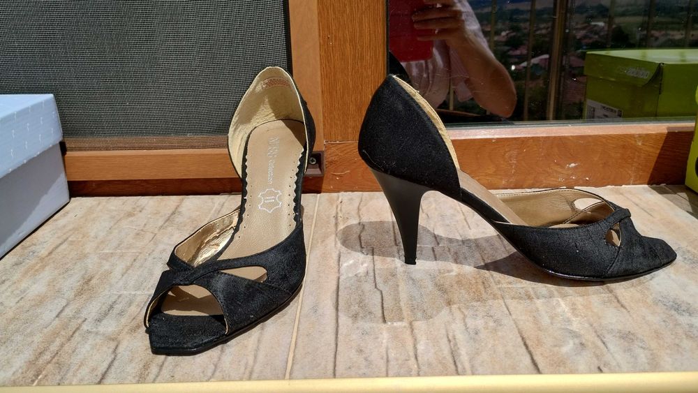 ОФИЦИАЛНИ Обувки с висок ток