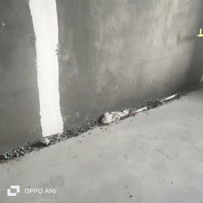 Yangi, zamonaviy uslubda qurilgan uy