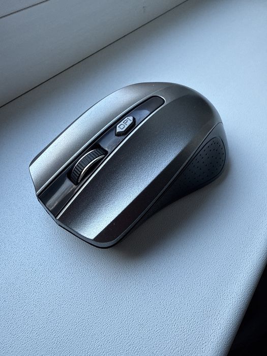 Безжична мишка Gembird MUSW-4B-04-BG, 1600 dpi, Черен/Сив