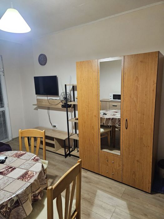 Дава се под наем Едностаен апартамент в Плевен, 9-ти квартал - 25 кв.м за 178.5 € - Снимка #5