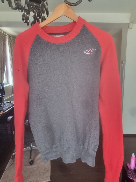 Bluza Hollister  superba,mărimea XL ,fit de L