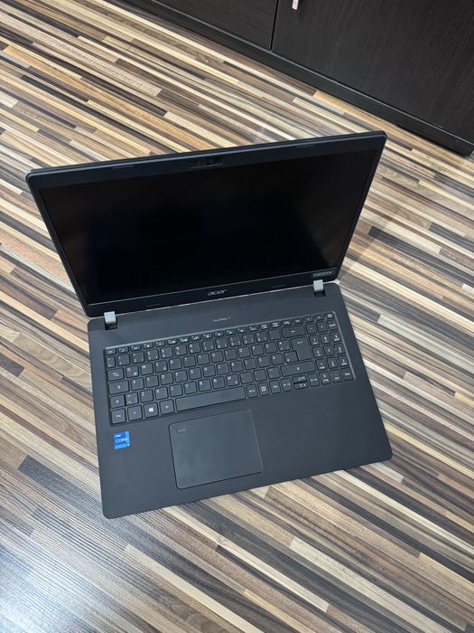 Acer Travelmate i5 11th gen, ssd 256gb nvme, 8Gb ddr4, 15.6 ultraslim