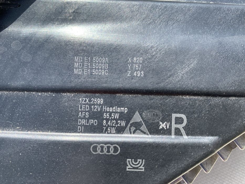 Far dreapta 2021-2023 Audi Q5 SQ5 LEDHeadlight Right 80A941034F
