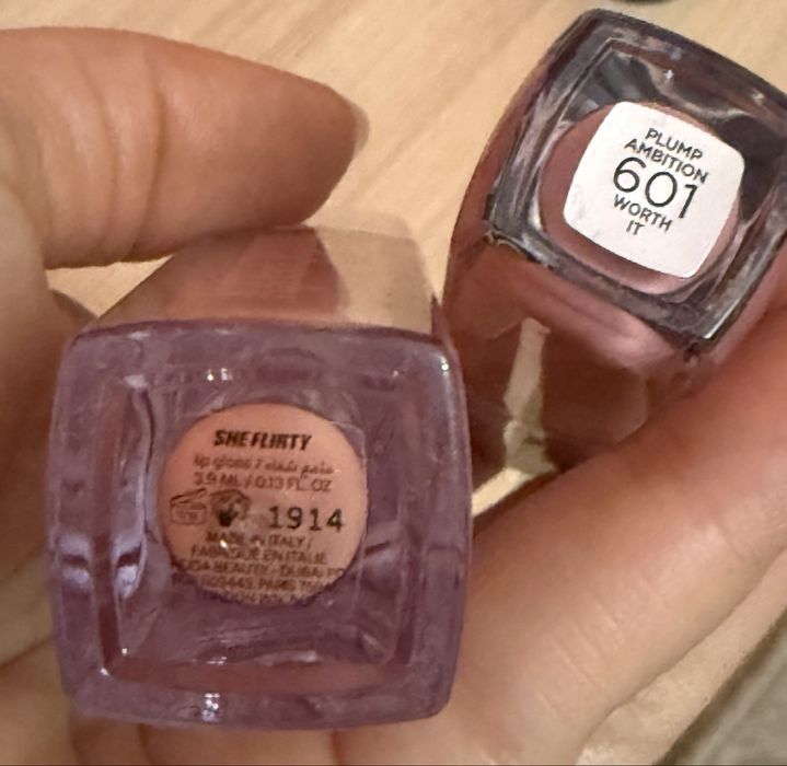 Гланцове на Loreal u Hudabeauty