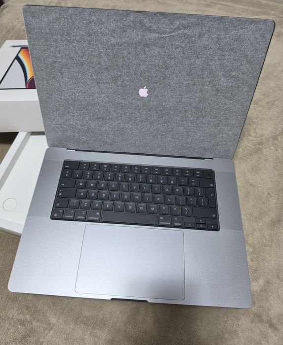 MacBook Pro 2021 M1 Pro 16” – 16 GB RAM, 1TB