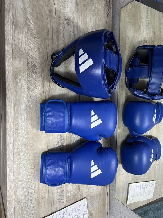Боксёрская экипировка Adidas