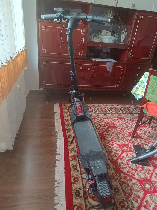 Trotineta ZT3 pro in stare f bună