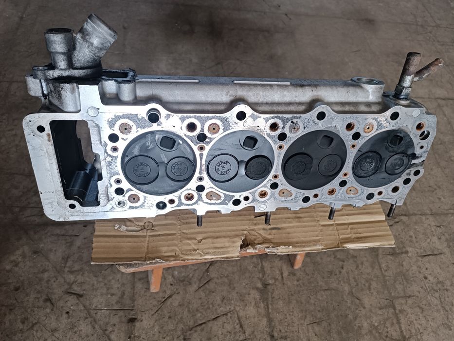 Головка блока  ГБЦ 4m40 всборе