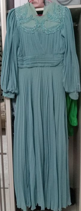 Вечерные и повседневные платье