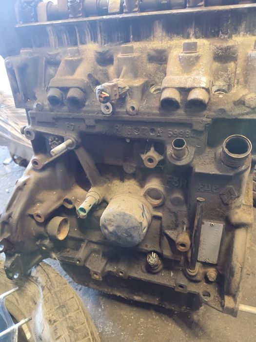 Двигател за Рено лагуна 2,0 I 114 к F3R 722 2000 година