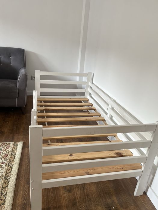 Продам детскую кровать