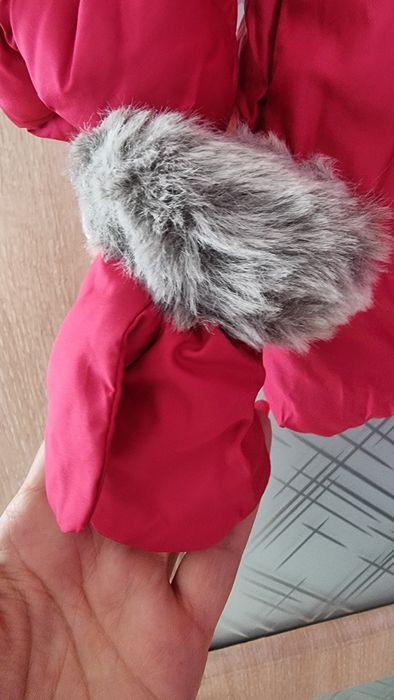 Лот от две зимни якенца за момиченце